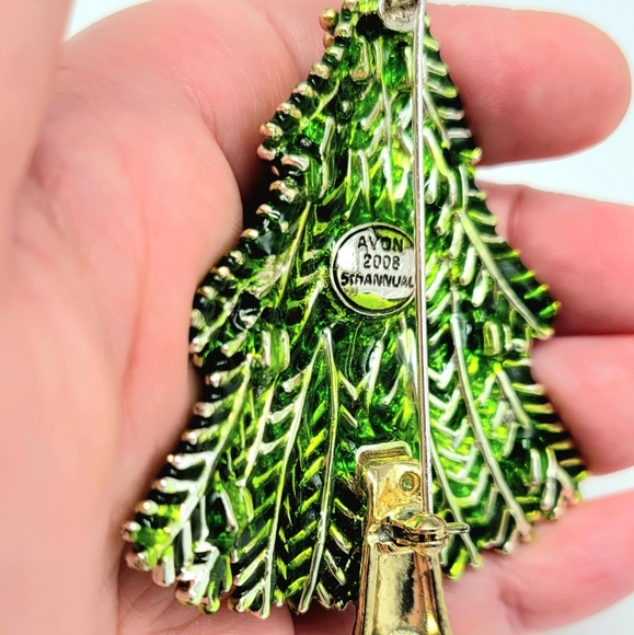 Vintage Avon Collector's Edition 2008 Christmas Tree Brooch with Rhinestones - Picture 8 of 8